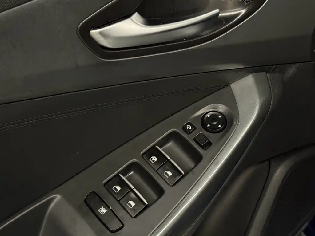 Civic 220 TURBO CVT Power Motion CN-V