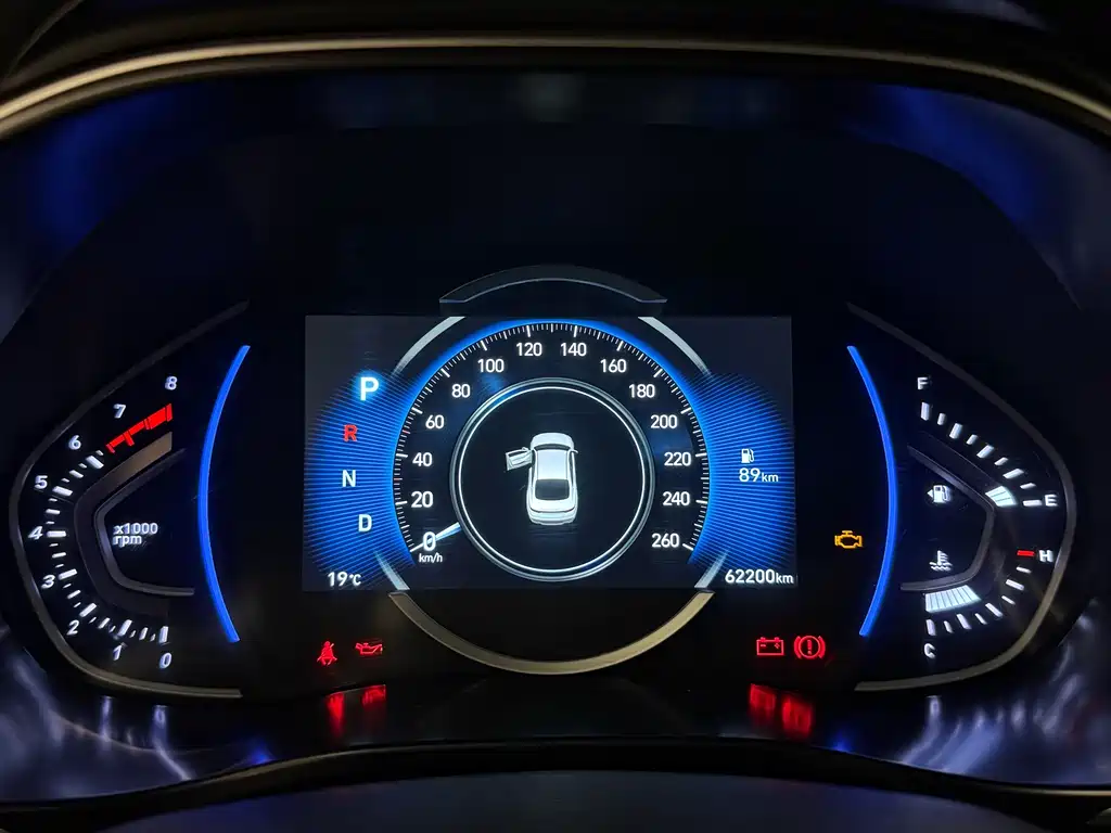 Civic 220 TURBO CVT Power Motion CN-V