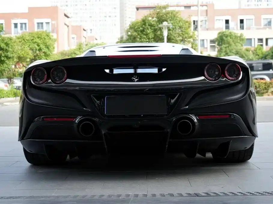 Ferrari F8 Tributo 3.9 T V8