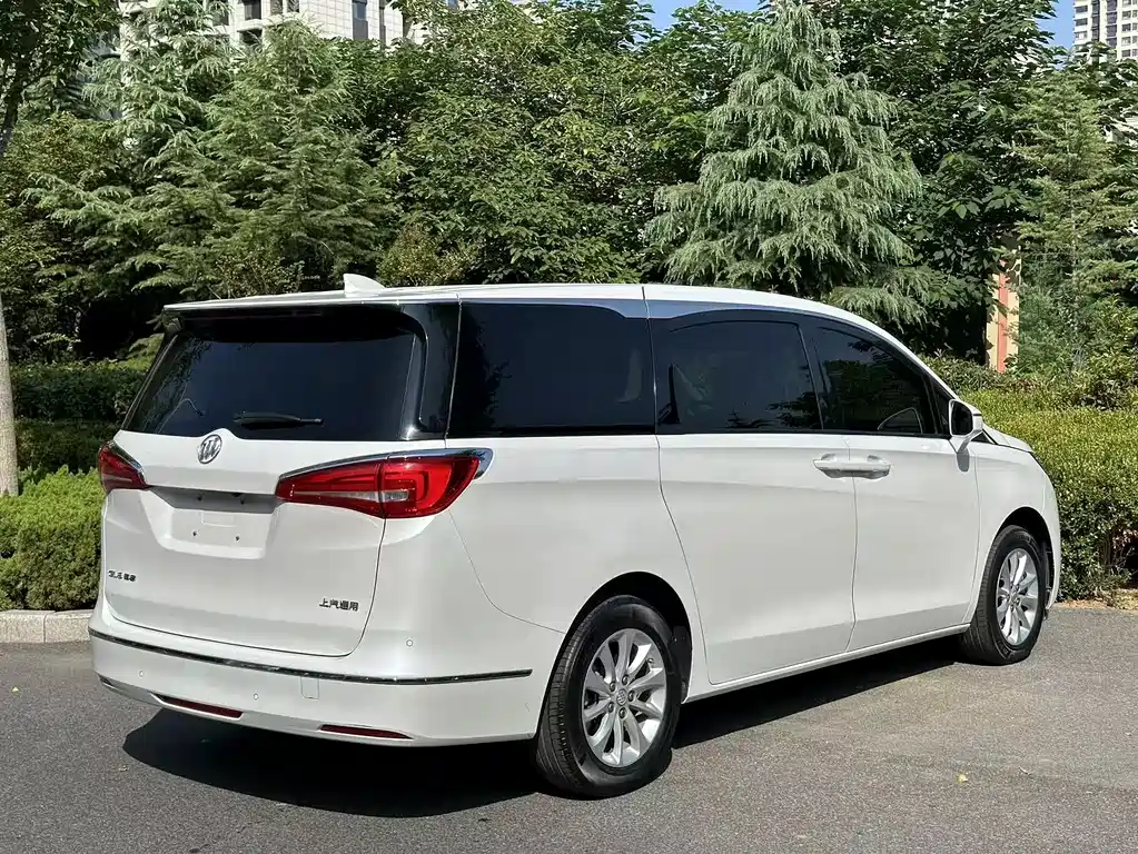 Buick GL8 ES 28 T Comfort CN-V