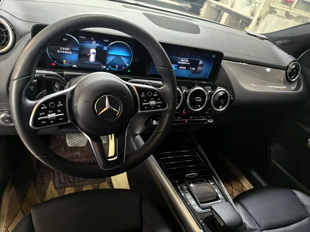 Mercedes-Benz GLA GLA 200