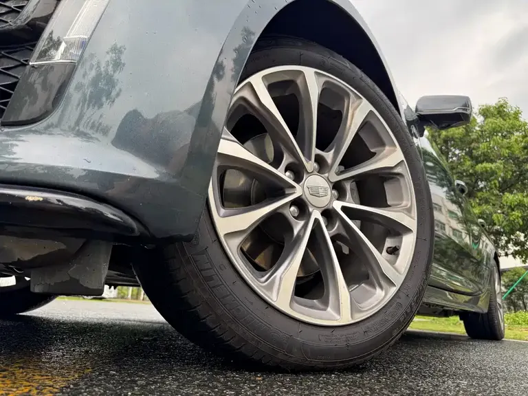Cadillac CT5 Facelift 28 T Leading Sport