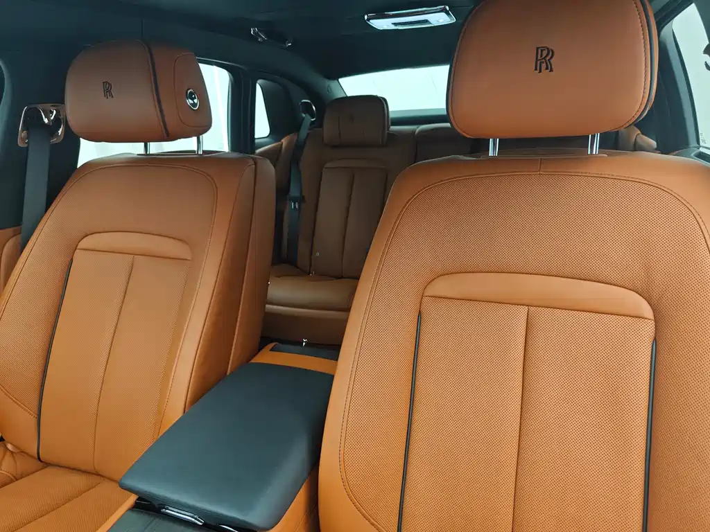 Ghost 6.7 T LWB Range