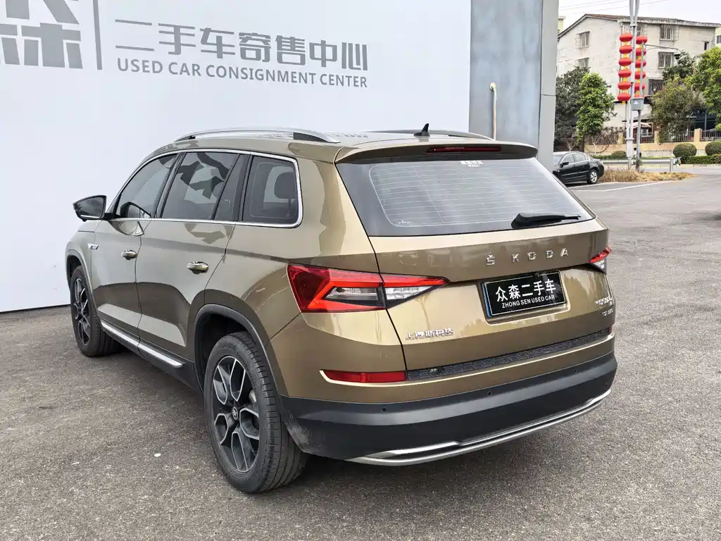 Kodiaq 柯迪亚克 2019款 改款 TSI330 7座两驱豪华优享版 国VI