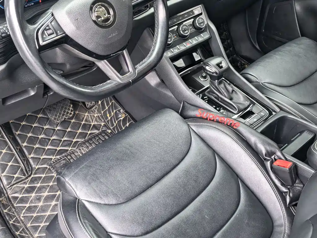 Kodiaq 柯迪亚克 2019款 改款 TSI330 7座两驱豪华优享版 国VI
