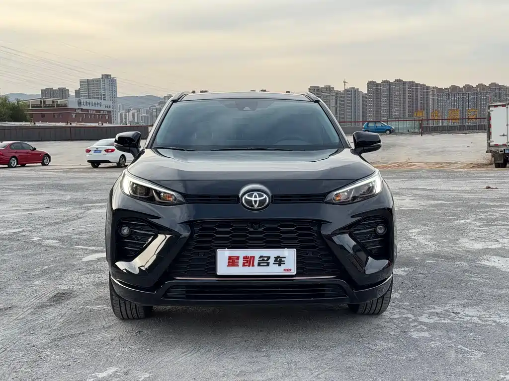 Wildlander 2.0 L CVT 2 WD Luxury PLUS
