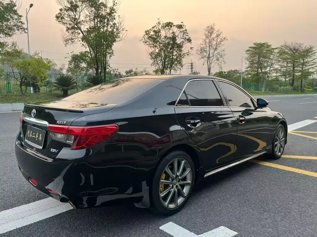 Mark X 2.5 V Style Sharp