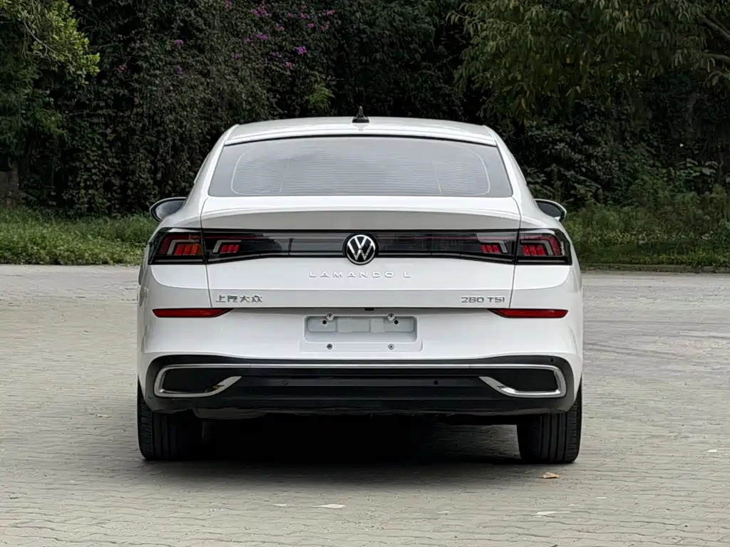 Lamando Lamando L 280 TSI DSG Spicy Cool