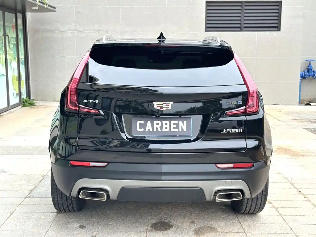 Cadillac XT4 28 T 2 WD Distinguished