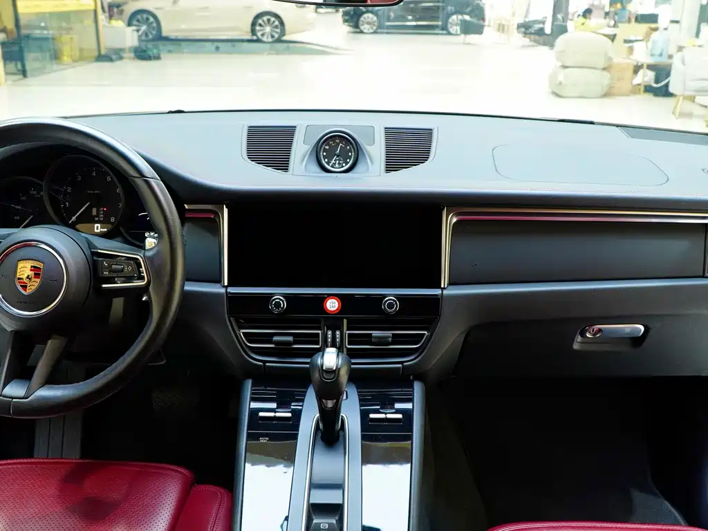 Macan Macan 2.0 T