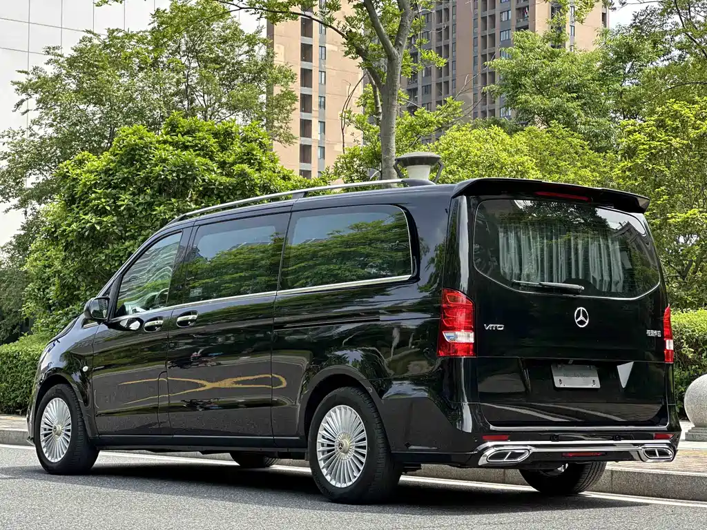 Vito 2.0 T Business 7-seat