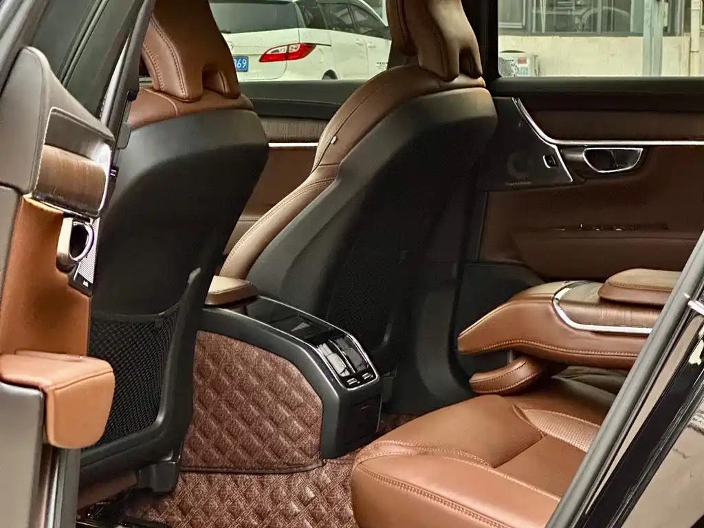Volvo S90 B5 Smart Grace Luxury