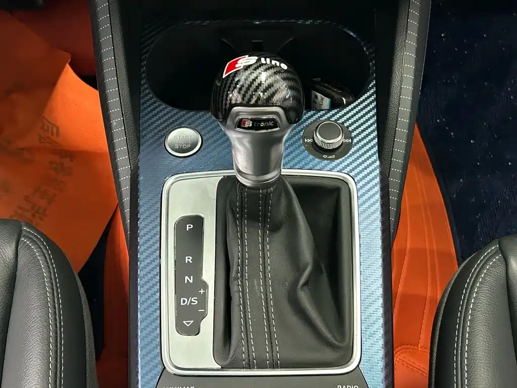 Audi Q2 L 35 TFSI Progressive Dynamic