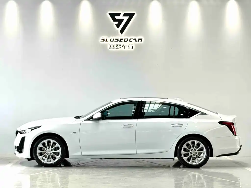 Cadillac CT5 28 T Style