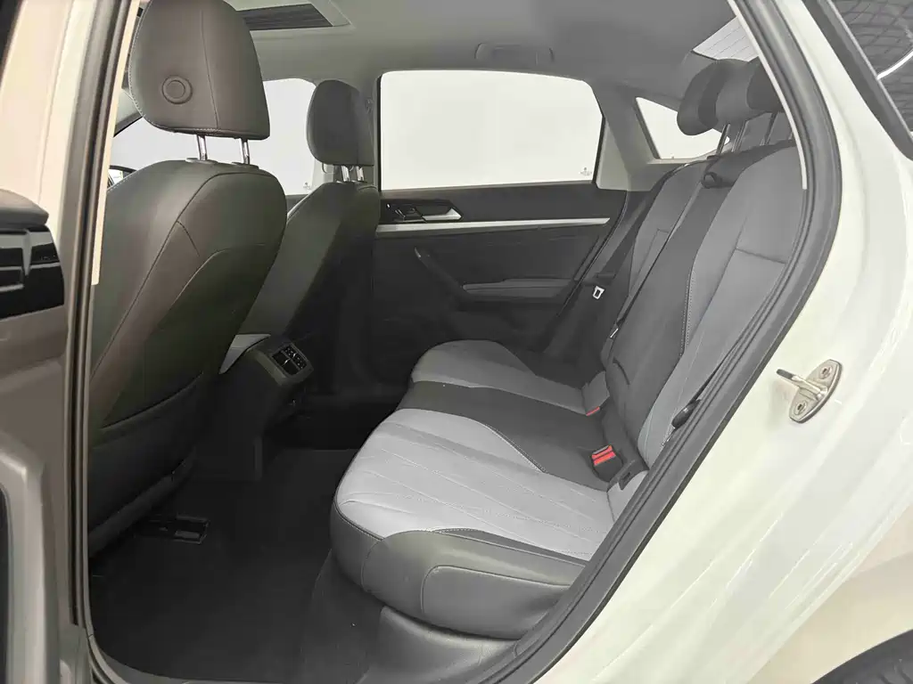 Lavida 1.5 L Auto Starry Sky 5 Million