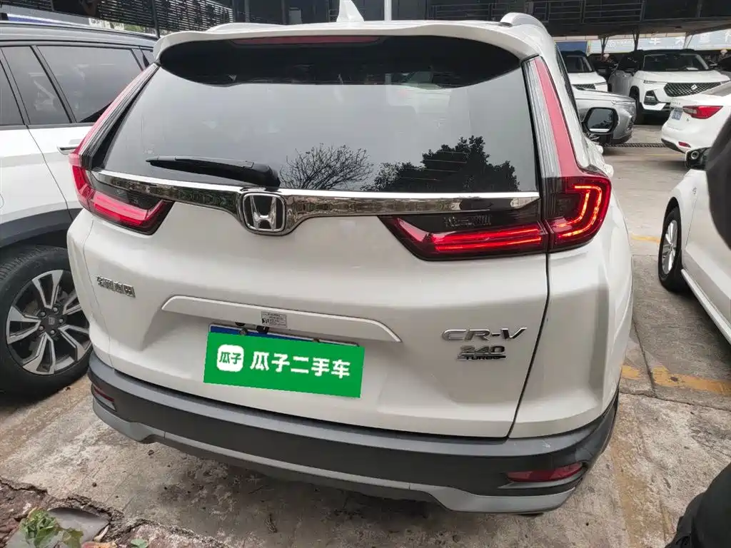 Honda CR-V 240 TURBO CVT 2 WD Comfort