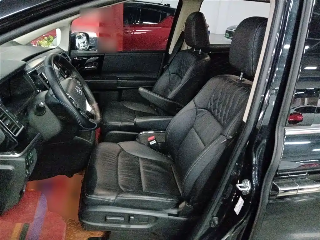 Elysion 2.0 L Hybrid Luxury