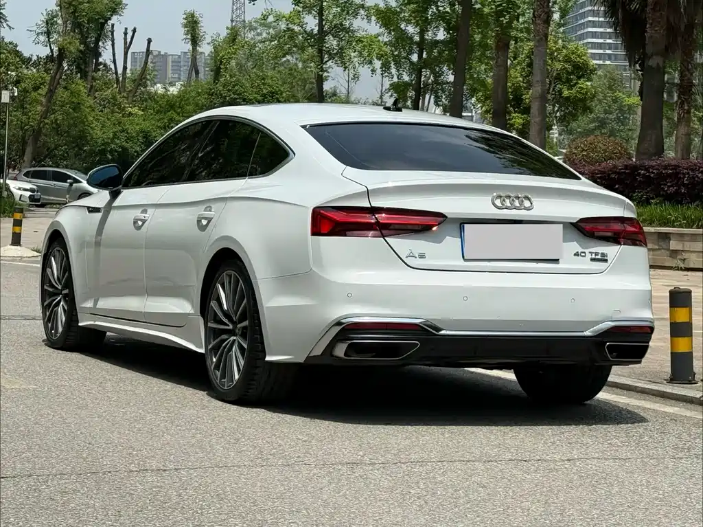 Audi A5 (Import) Sportback 40 TFSI quattro Luxury Dynamic