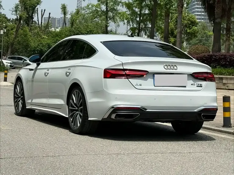 Audi A5 (Import) Sportback 40 TFSI quattro Luxury Dynamic