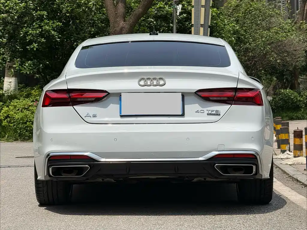 Audi A5 (Import) Sportback 40 TFSI quattro Luxury Dynamic