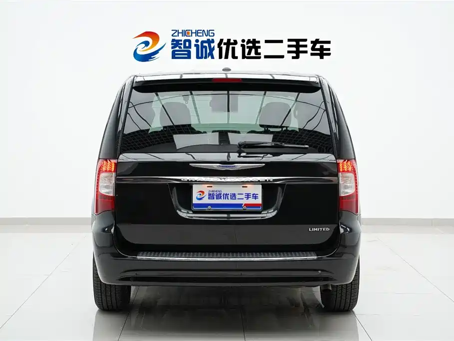 Pacifica (Import) 3.6 L Luxury