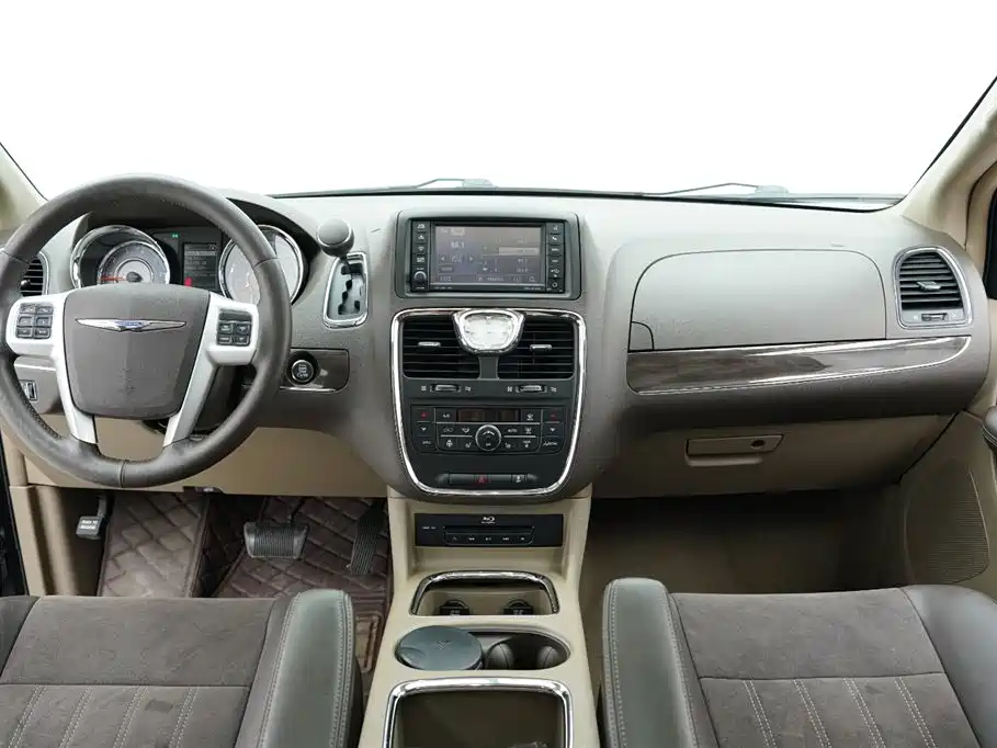 Pacifica (Import) 3.6 L Luxury