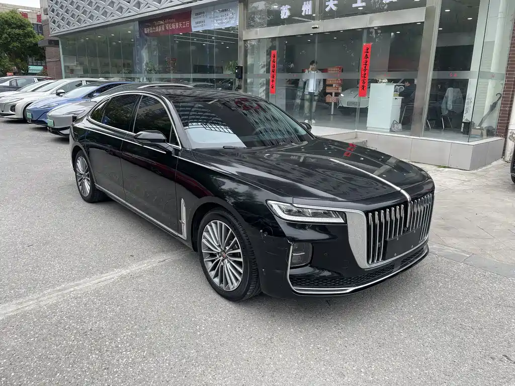 Hongqi H9 2.0 T Connected Flagship