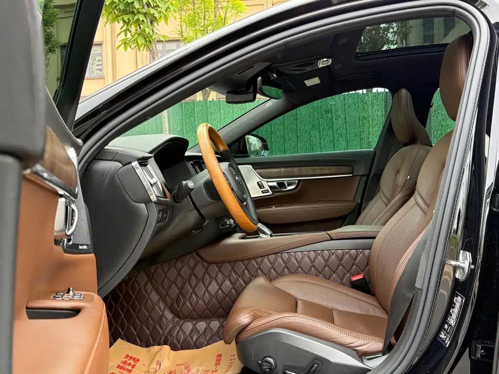 Volvo S90 B5 Smart Grace Luxury