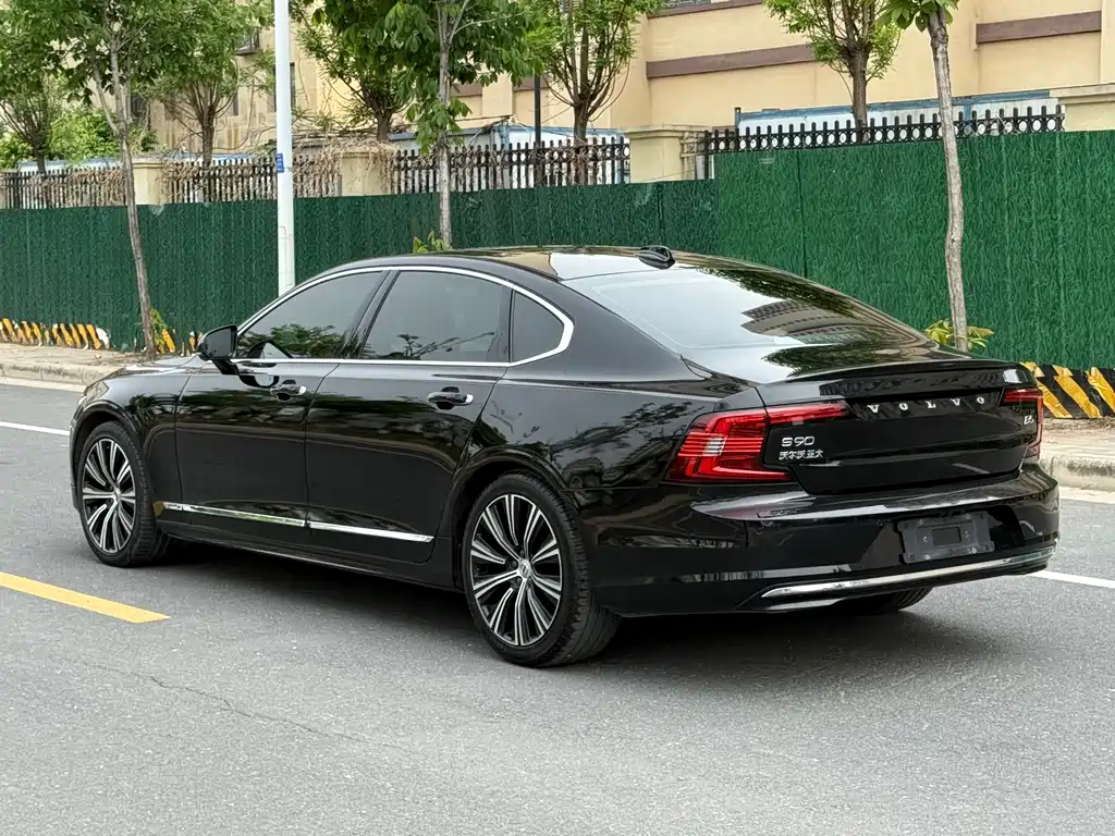 Volvo S90 B5 Smart Grace Luxury