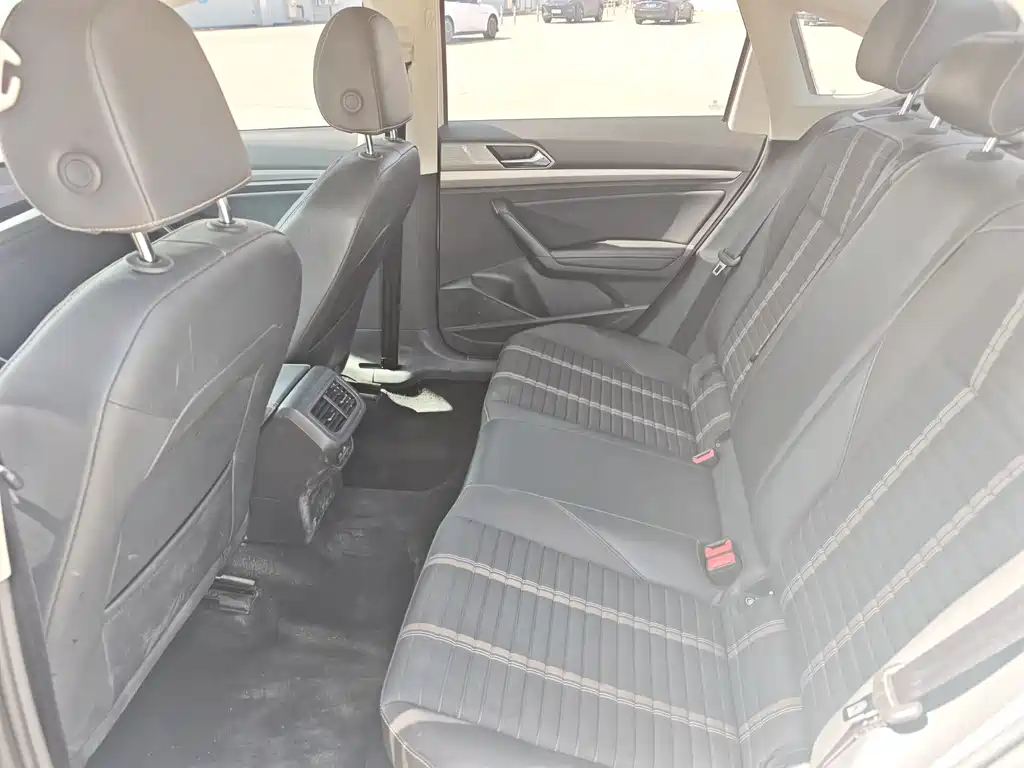 Lavida 280 TSI DSG Comfort