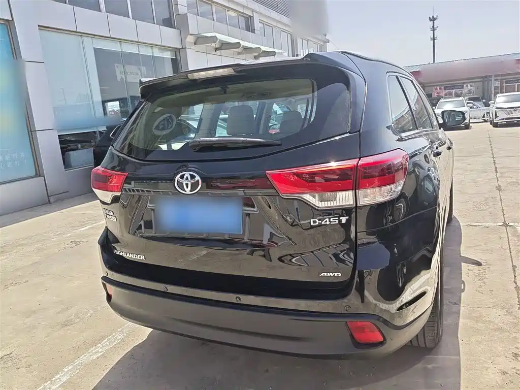 Highlander 2.0 T 4 WD Elite 7-seat CN-V