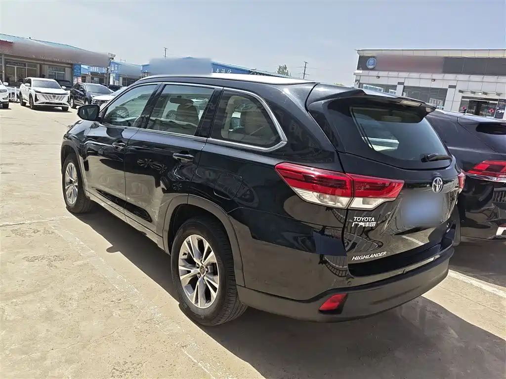 Highlander 2.0 T 4 WD Elite 7-seat CN-V