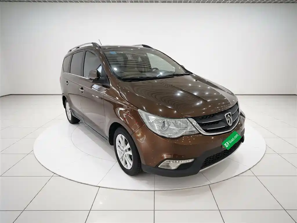 Baojun 730 1.5 L Manual Comfort 7-seat