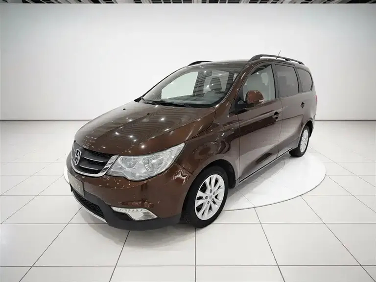 Baojun 730 1.5 L Manual Comfort 7-seat