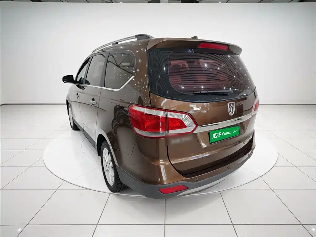 Baojun 730 1.5 L Manual Comfort 7-seat