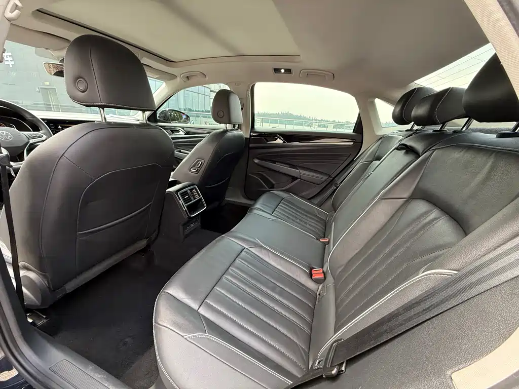 Passat 330 TSI Elite