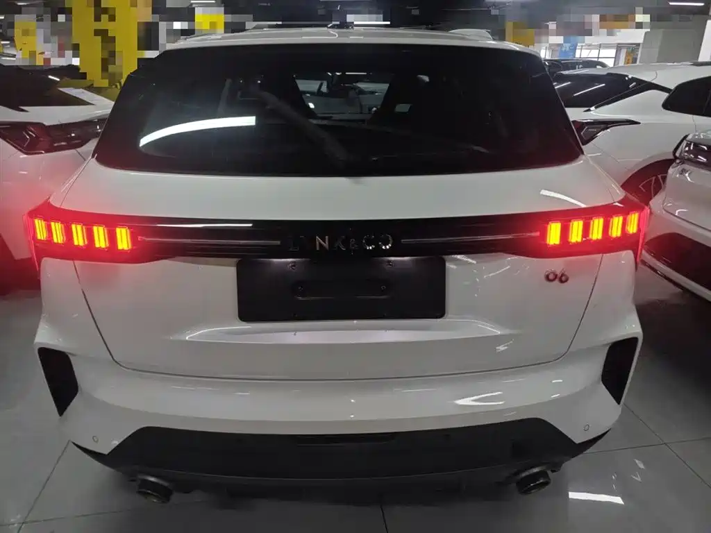 Lynk & Co 06 EM-P PHEV Plus