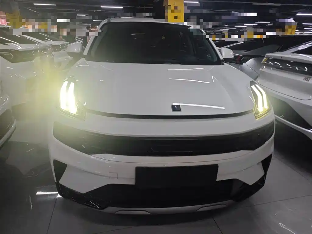Lynk & Co 06 EM-P PHEV Plus