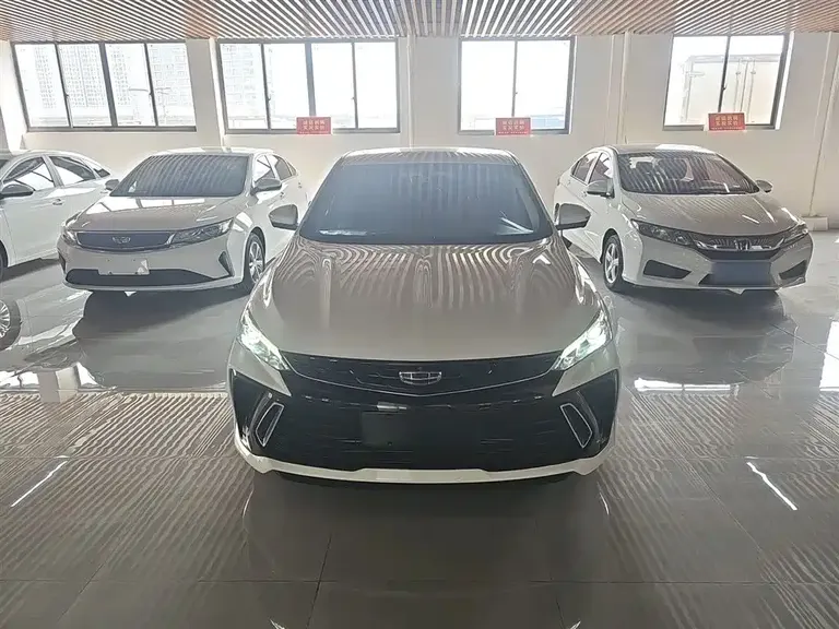 Geely Binrui Binrui COOL 1.5 T DCT Lightning