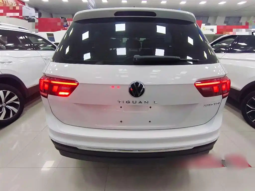 Tiguan L 330 TSI Auto 2 WD Smart Enjoyment