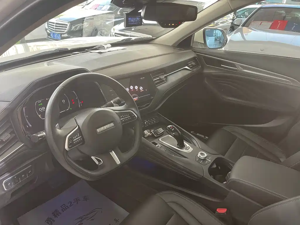Haval F7 2.0 T 4 WD i Joy CN-VI