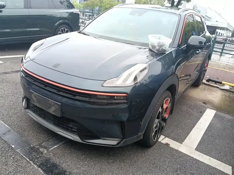 Lynk & Co 06 1.5 T Shine Halo