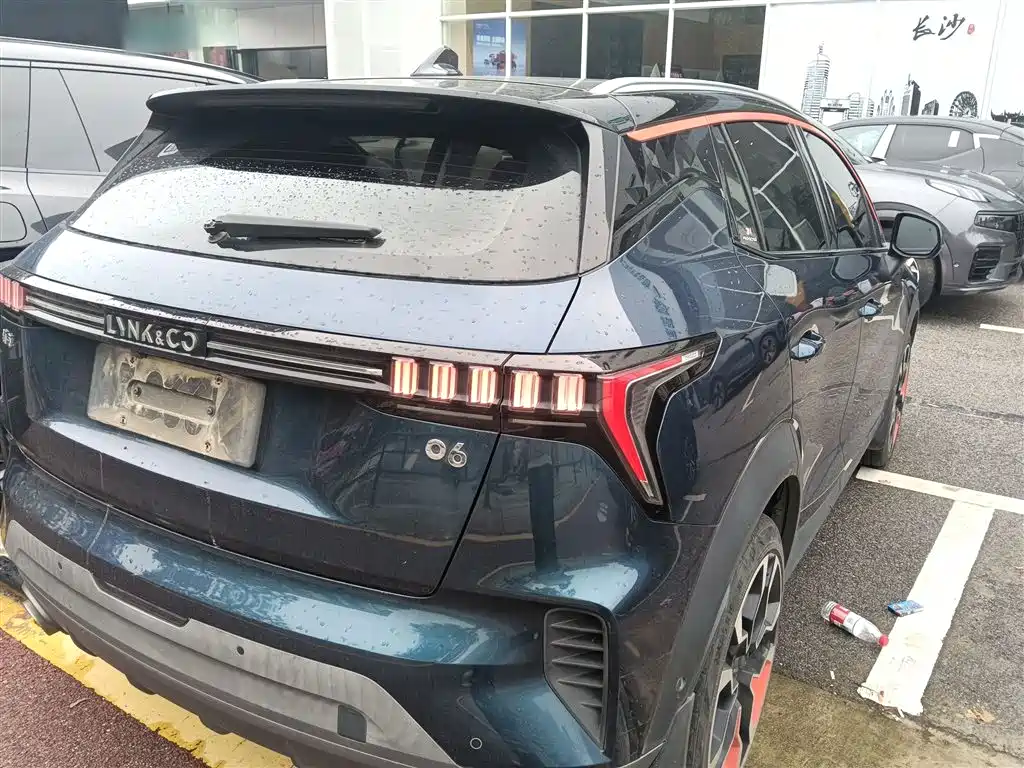 Lynk & Co 06 1.5 T Shine Halo