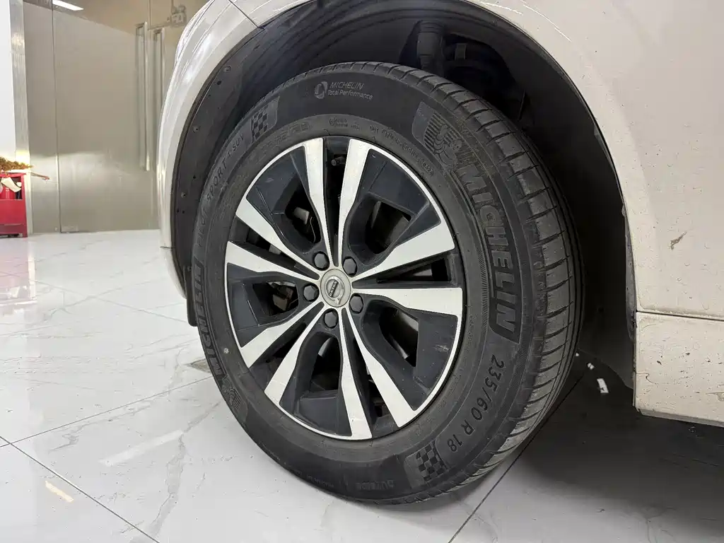 Volvo XC60 B5 4 WD Smart Ease Luxury