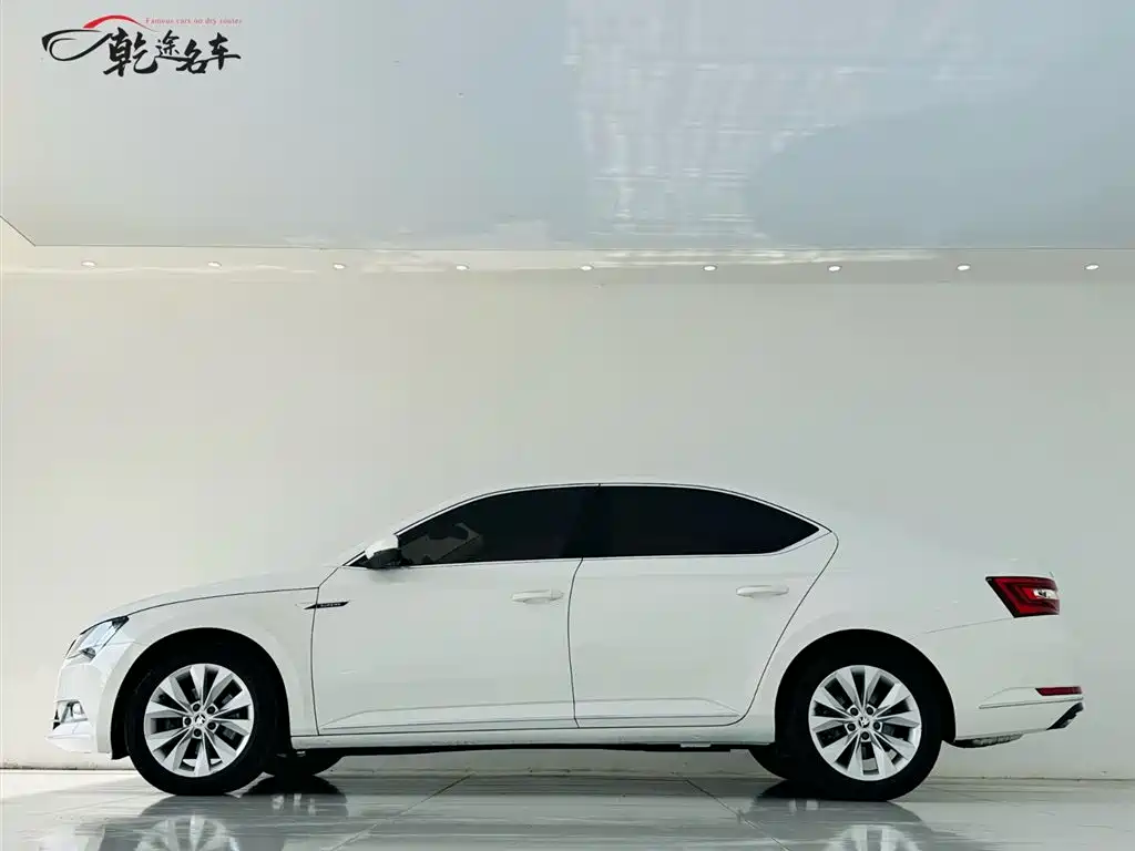 Superb TSI330 DSG Creation
