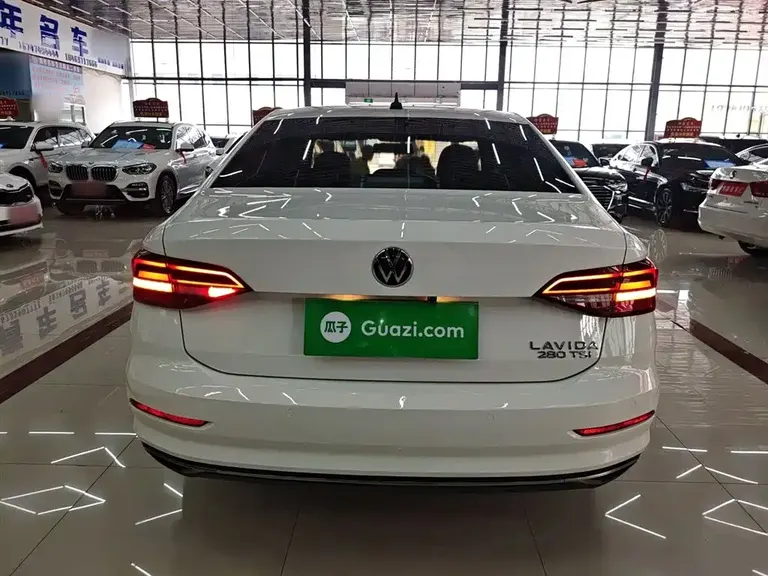 Volkswagen Lavida 280 TSI DSG Comfort