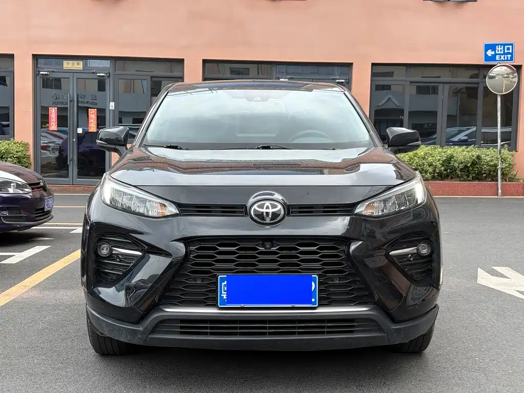 Wildlander 2.0 L CVT 2 WD Luxury PLUS