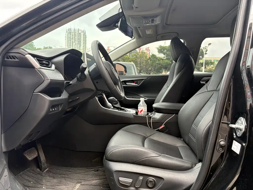 Wildlander 2.0 L CVT 2 WD Luxury PLUS