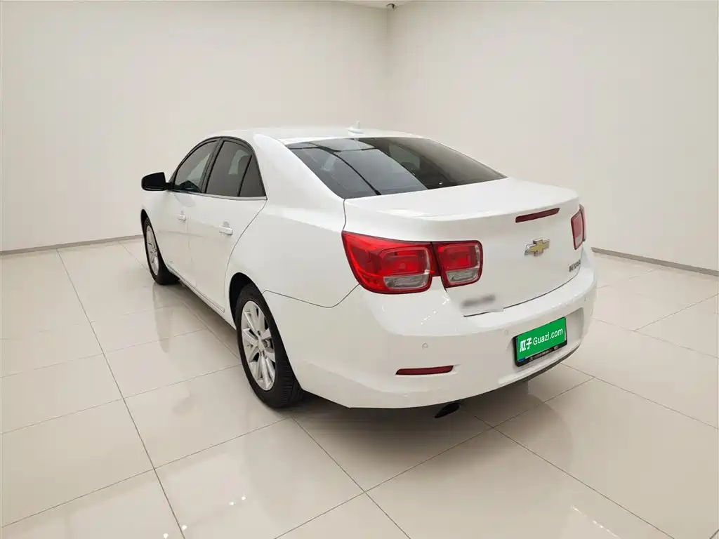 Malibu 2.0 L Auto Luxury