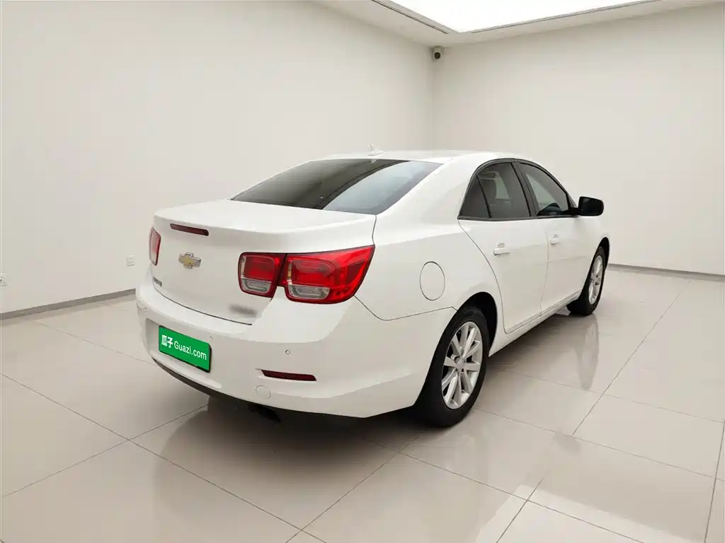 Malibu 2.0 L Auto Luxury